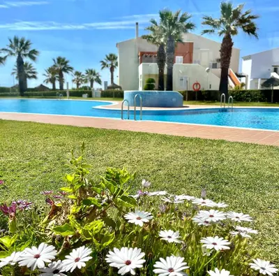 Piscina en o cerca de Casa Coquina. Vera Natura. Urbanizacion naturista