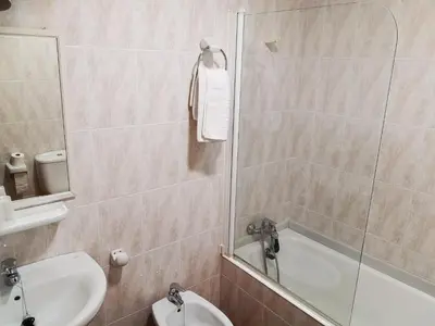 Un baño de Hostal Los Hermanos