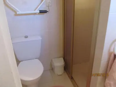 Un baño de Cedra 5, Holiday home, cosy apartment