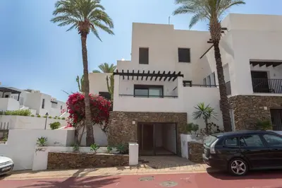Edificio en el que se encuentra la casa o chalet