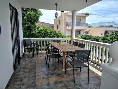 Un balcón o terraza de Chalet con piscina en Níjar