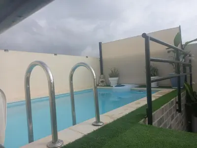 Piscina en o cerca de Atico con piscina privada