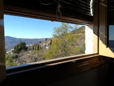Vista general de una montaña o vista desde el apartamento