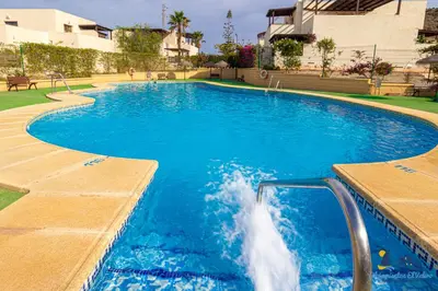 Piscina en o cerca de El Velero Piscina top y tranquilidad a 450m playa