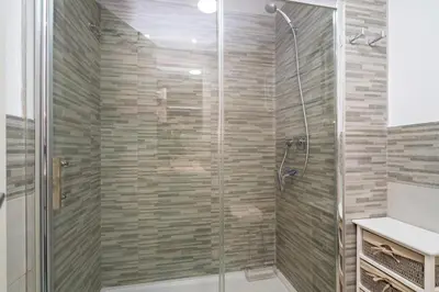 Un baño de Piña