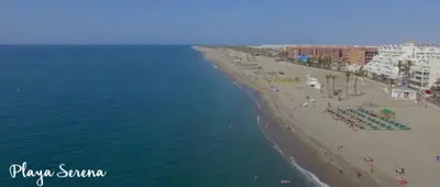 Playa de o cerca de este apartamento