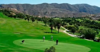 Instalaciones para jugar al golf en el apartamento o alrededores