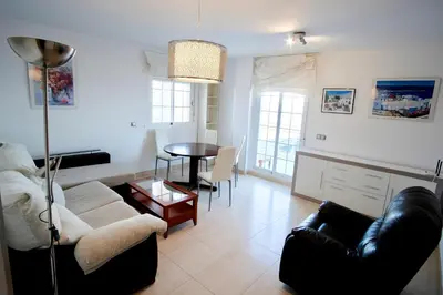 Zona de estar de Seafront Penthouse Almeria