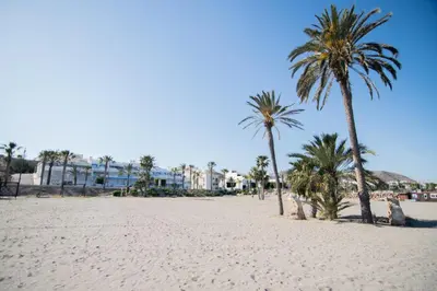 Playa de o cerca de este apartamento