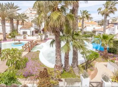 Piscina en o cerca de PRECIOSA CASITA JUNTO AL MAR