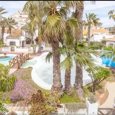 PRECIOSA CASITA JUNTO AL MAR