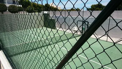 Instalaciones para jugar a tenis o squash en Apartamento de dos dormitorios junto a Mojácar Playa o alrededores