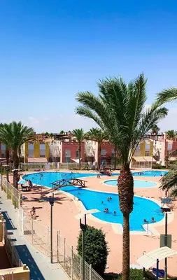 Piscina en o cerca de Apartamento DESA Laguna Beach Vera Playa