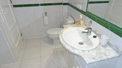 Un baño de Vera Natura Apartamento Azahar