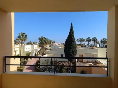 Un balcón o terraza de Bahía de Vera Estudio