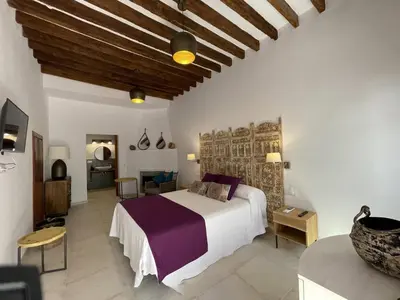 Una televisión o centro de entretenimiento en Mdina Casa Rural