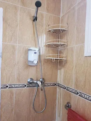 Un baño de CASA BAJA EXTRAORDINARIA EN URBANIZACIÓN NATURISTA!
