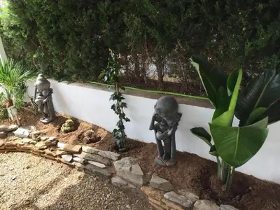 Jardín al aire libre en Casa Elena