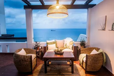 Zona de estar de Precioso Ático con vistas al mar