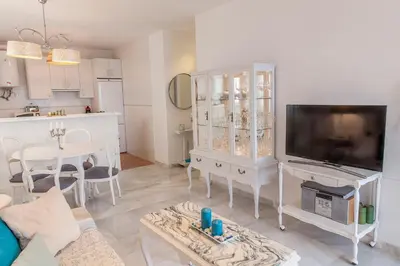 Una cocina o zona de cocina en Precioso Ático con vistas al mar