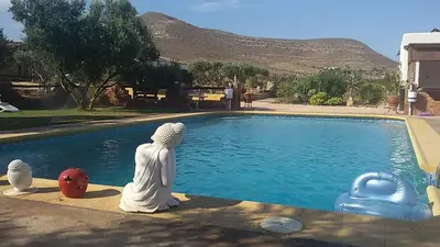 Piscina en o cerca de Olivares Rural