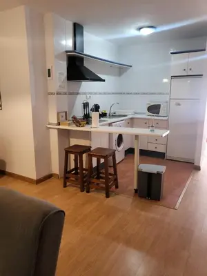 Una cocina o zona de cocina en APARTAMENTO NATURISTA EN PRIMERA LÍNEA!