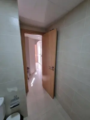 Un baño de Avenida de Juan Sebastián Elcano Apartamento 1A02