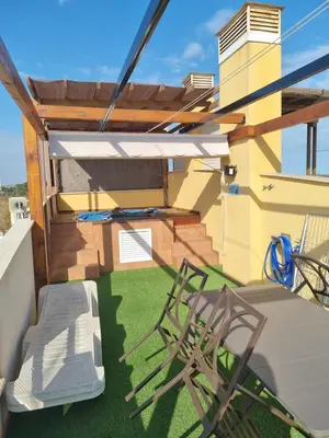 Un balcón o terraza de Avenida de Juan Sebastián Elcano Apartamento 1A02