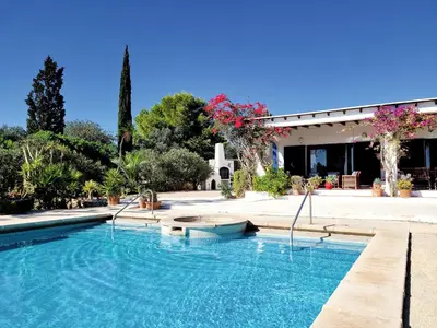 Piscina en o cerca de LOS MORALICOS AGUA AMARGA