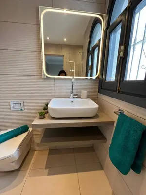 Un baño de Villa with HEATED Pool and Amazing Mountain and Sea Views No Young Groups Allowed