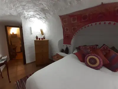 Cama o camas de una habitación en Cuevas Galera - Cuevas de la Luz