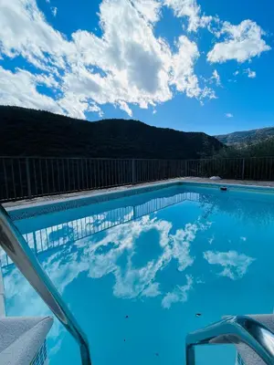 Piscina en o cerca de Charming House in Laroya + Jacuzzi
