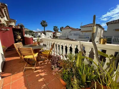 Un balcón o terraza de Sally del Mar - Nudist Naturist