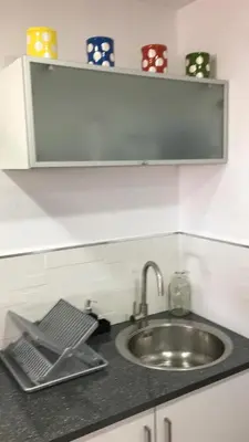 Una cocina o zona de cocina en La Burbuja