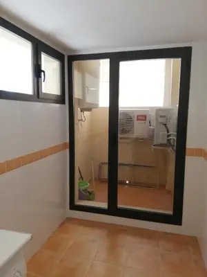 Un baño de BAJO con JARDÍN PROPIO EN VALLE DEL ESTE GOLF!!
