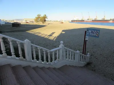 Plano de GARRUCHA HOME AND BEACH