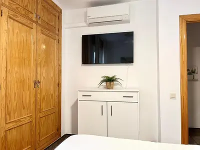 Una televisión o centro de entretenimiento en El Cachalote Feliz