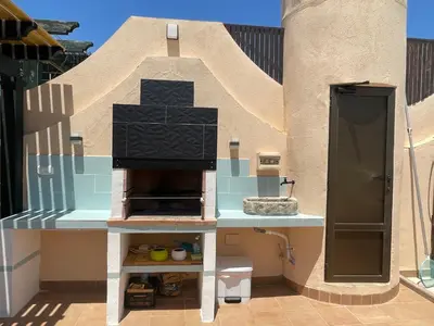 Plano de Atico con piscina privada a 100m del mar