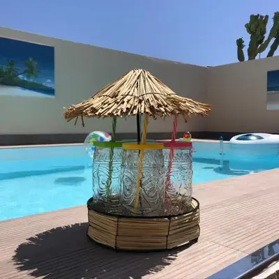 Atico con piscina privada a 100m del mar