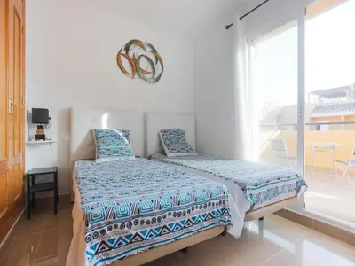 Cama o camas de una habitación en Charming Coastal Escape