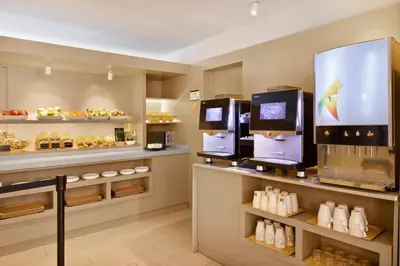 Una cocina o zona de cocina en B&B HOTEL Almería Vicar
