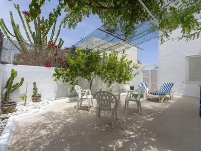 Un patio o zona al aire libre en Holiday Home Los Frasquitos by Interhome