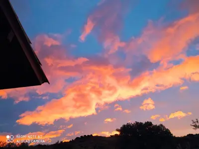 Amanecer o atardecer desde la casa o chalet o alrededores