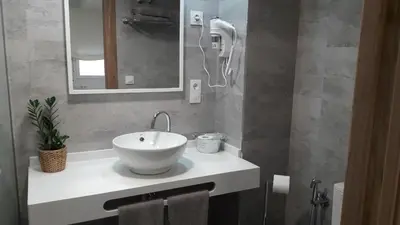 Un baño de Hostal Cervantes Playa
