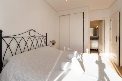 Cama o camas de una habitación en Homes of Spain, Al Andalus Residencial G Apartamento precioso con WIFI