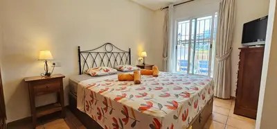 Cama o camas de una habitación en Homes of Spain, Al Andalus Residencial JA Apartamento bajo en frente piscina, WIFI