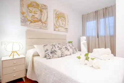 Cama o camas de una habitación en Expoholidays Almería Centro PARKING gratis