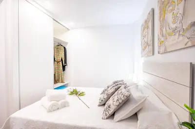 Cama o camas de una habitación en Expoholidays Almería Centro PARKING gratis