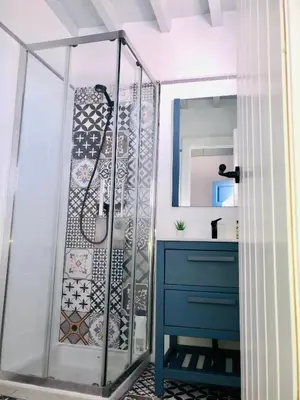 Un baño de Damajuana