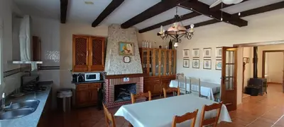 Una cocina o zona de cocina en Cortijo La Torre de Caniles